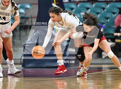Thumbnail 3 in Roosevelt vs. Durango (CHSAA 5A Final 4) photogallery.