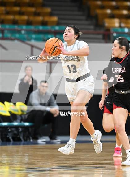 Thumbnail 3 in Roosevelt vs. Durango (CHSAA 5A Final 4) photogallery.