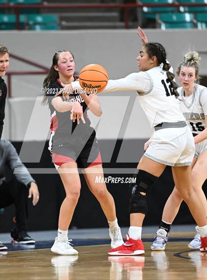 Thumbnail 1 in Roosevelt vs. Durango (CHSAA 5A Final 4) photogallery.