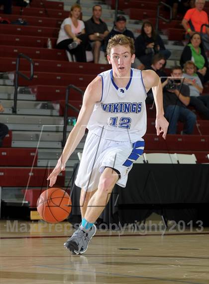 Thumbnail 3 in Great Oak vs. Pleasant Grove (MaxPreps Holiday Classic) photogallery.