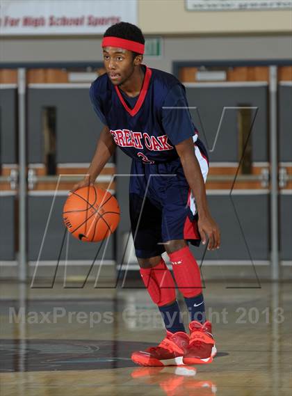 Thumbnail 2 in Great Oak vs. Pleasant Grove (MaxPreps Holiday Classic) photogallery.