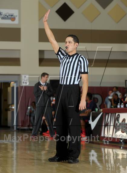 Thumbnail 2 in Great Oak vs. Pleasant Grove (MaxPreps Holiday Classic) photogallery.