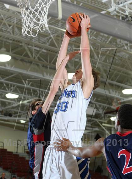 Thumbnail 1 in Great Oak vs. Pleasant Grove (MaxPreps Holiday Classic) photogallery.