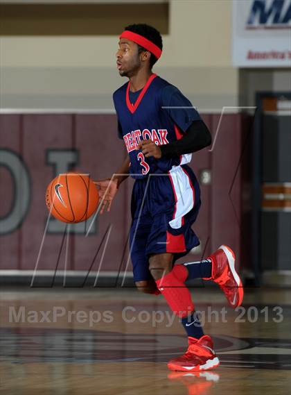 Thumbnail 3 in Great Oak vs. Pleasant Grove (MaxPreps Holiday Classic) photogallery.