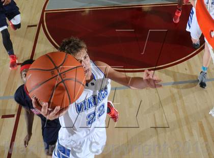 Thumbnail 3 in Great Oak vs. Pleasant Grove (MaxPreps Holiday Classic) photogallery.