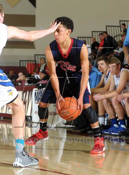 Thumbnail 3 in Great Oak vs. Pleasant Grove (MaxPreps Holiday Classic) photogallery.