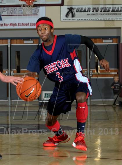 Thumbnail 3 in Great Oak vs. Pleasant Grove (MaxPreps Holiday Classic) photogallery.