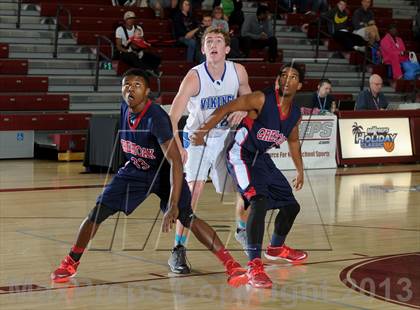 Thumbnail 2 in Great Oak vs. Pleasant Grove (MaxPreps Holiday Classic) photogallery.