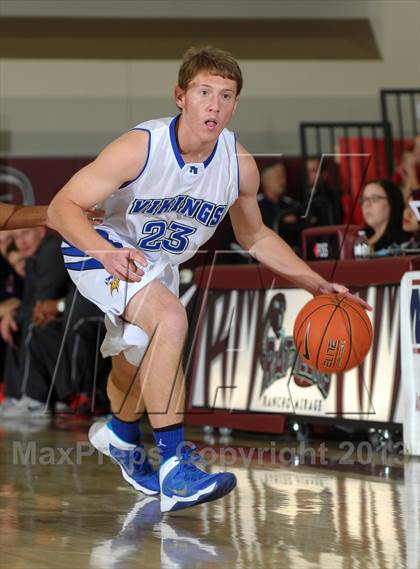 Thumbnail 3 in Great Oak vs. Pleasant Grove (MaxPreps Holiday Classic) photogallery.
