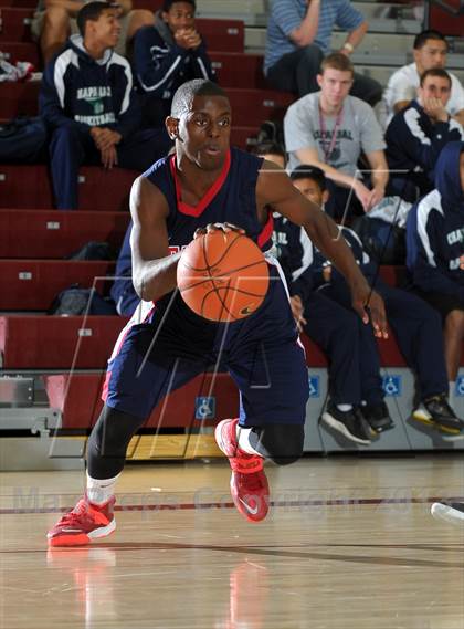 Thumbnail 2 in Great Oak vs. Pleasant Grove (MaxPreps Holiday Classic) photogallery.