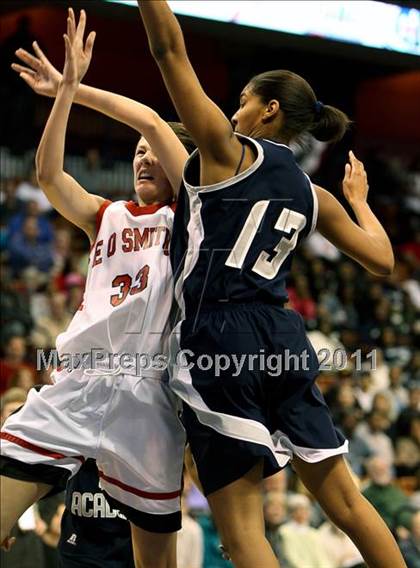 Thumbnail 2 in Hillhouse vs. E. O. Smith (CIAC Class L Final) photogallery.