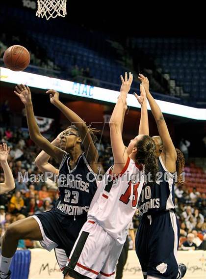 Thumbnail 1 in Hillhouse vs. E. O. Smith (CIAC Class L Final) photogallery.