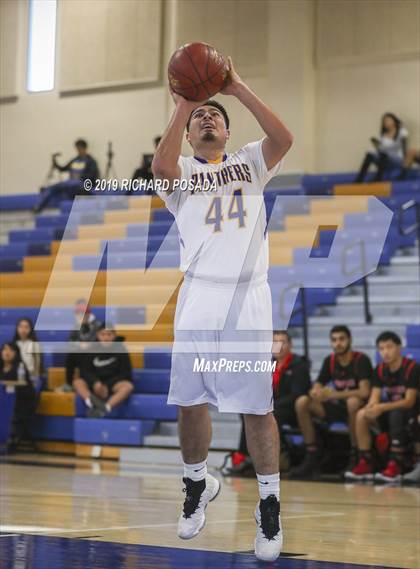 Thumbnail 2 in Fowler vs. Parlier (Parlier Tournament) photogallery.