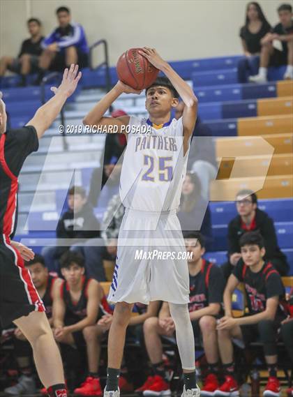 Thumbnail 1 in Fowler vs. Parlier (Parlier Tournament) photogallery.