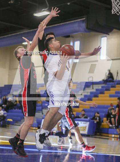 Thumbnail 1 in Fowler vs. Parlier (Parlier Tournament) photogallery.