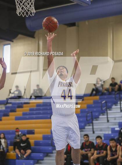 Thumbnail 1 in Fowler vs. Parlier (Parlier Tournament) photogallery.