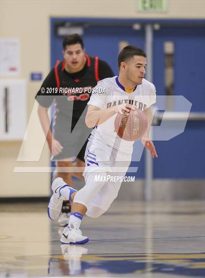 Thumbnail 2 in Fowler vs. Parlier (Parlier Tournament) photogallery.