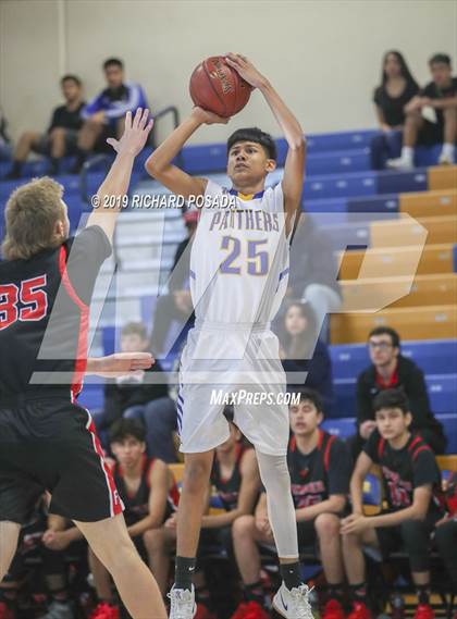 Thumbnail 2 in Fowler vs. Parlier (Parlier Tournament) photogallery.