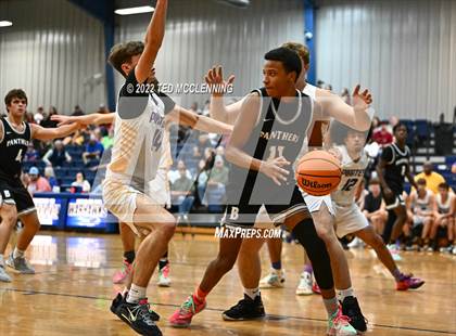 Thumbnail 1 in Concord vs Bigelow (MVE Holiday Tournament Championship)) photogallery.