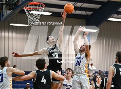 Thumbnail 1 in Concord vs Bigelow (MVE Holiday Tournament Championship)) photogallery.