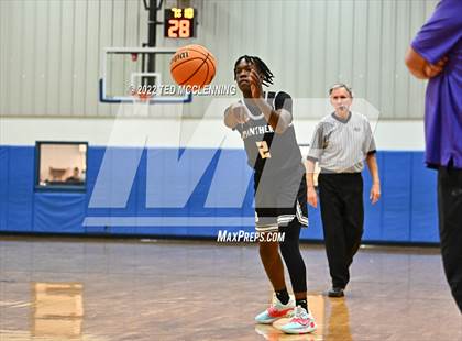 Thumbnail 1 in Concord vs Bigelow (MVE Holiday Tournament Championship)) photogallery.