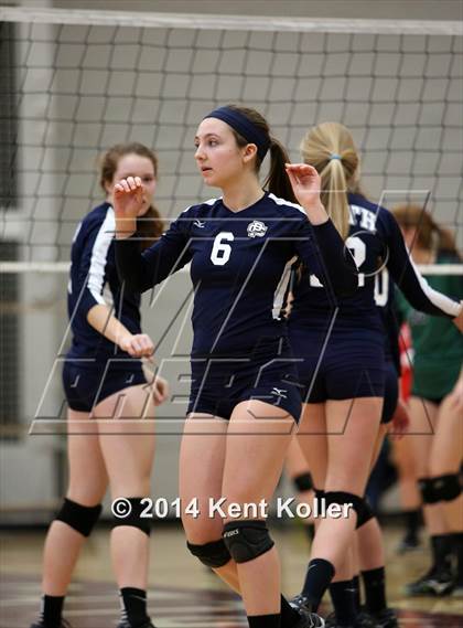 Thumbnail 3 in Romeo vs. Grosse Pointe South photogallery.