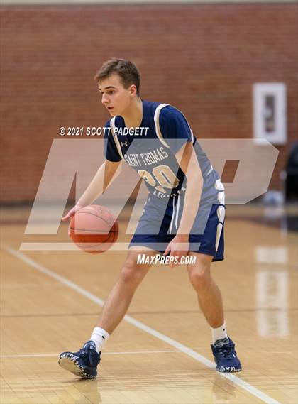 Thumbnail 1 in Aquinas @ Raytown South photogallery.