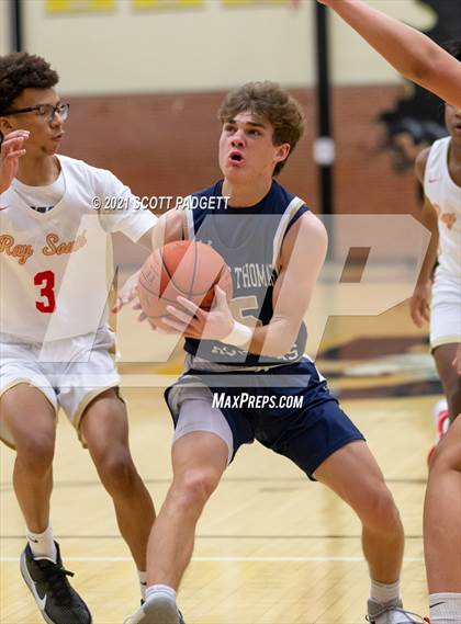 Thumbnail 3 in Aquinas @ Raytown South photogallery.