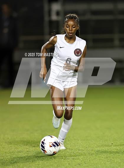 Thumbnail 1 in South Point vs. Western Alamance (NCHSAA 3A Championship) photogallery.