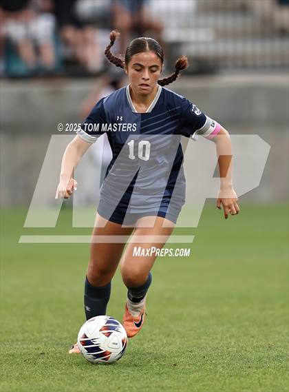 Thumbnail 2 in South Point vs. Western Alamance (NCHSAA 3A Championship) photogallery.