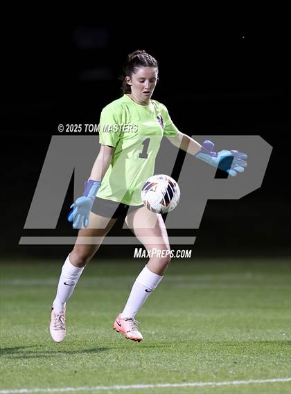 Thumbnail 2 in South Point vs. Western Alamance (NCHSAA 3A Championship) photogallery.
