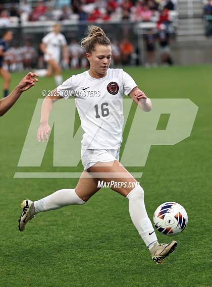 Thumbnail 2 in South Point vs. Western Alamance (NCHSAA 3A Championship) photogallery.