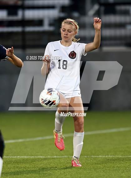 Thumbnail 3 in South Point vs. Western Alamance (NCHSAA 3A Championship) photogallery.