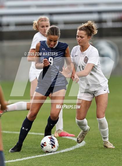 Thumbnail 2 in South Point vs. Western Alamance (NCHSAA 3A Championship) photogallery.