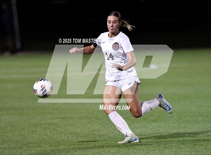 Thumbnail 2 in South Point vs. Western Alamance (NCHSAA 3A Championship) photogallery.