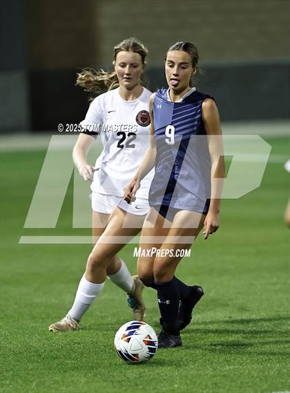 Thumbnail 3 in South Point vs. Western Alamance (NCHSAA 3A Championship) photogallery.