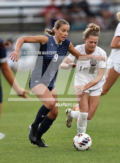 Thumbnail 3 in South Point vs. Western Alamance (NCHSAA 3A Championship) photogallery.