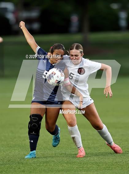 Thumbnail 3 in South Point vs. Western Alamance (NCHSAA 3A Championship) photogallery.