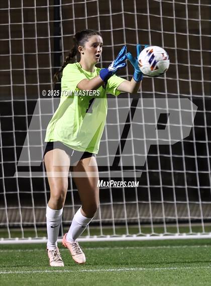 Thumbnail 1 in South Point vs. Western Alamance (NCHSAA 3A Championship) photogallery.