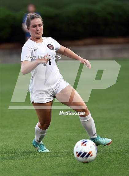 Thumbnail 2 in South Point vs. Western Alamance (NCHSAA 3A Championship) photogallery.