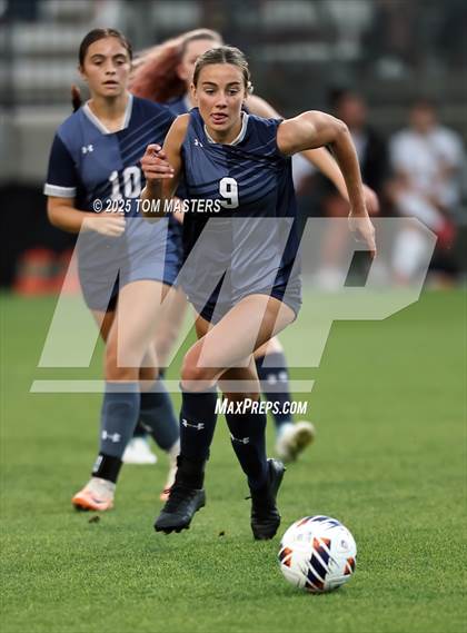 Thumbnail 2 in South Point vs. Western Alamance (NCHSAA 3A Championship) photogallery.