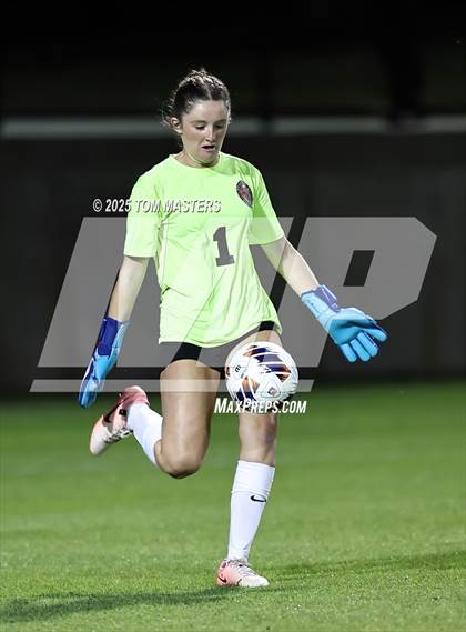 Thumbnail 2 in South Point vs. Western Alamance (NCHSAA 3A Championship) photogallery.