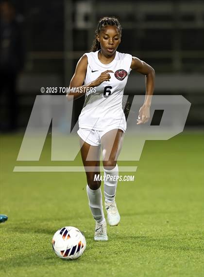 Thumbnail 2 in South Point vs. Western Alamance (NCHSAA 3A Championship) photogallery.
