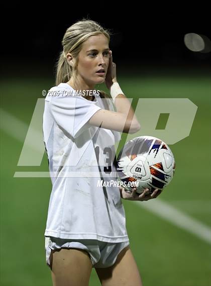 Thumbnail 2 in South Point vs. Western Alamance (NCHSAA 3A Championship) photogallery.