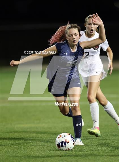 Thumbnail 1 in South Point vs. Western Alamance (NCHSAA 3A Championship) photogallery.