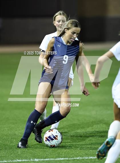 Thumbnail 2 in South Point vs. Western Alamance (NCHSAA 3A Championship) photogallery.