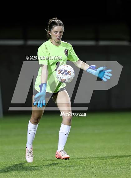 Thumbnail 1 in South Point vs. Western Alamance (NCHSAA 3A Championship) photogallery.