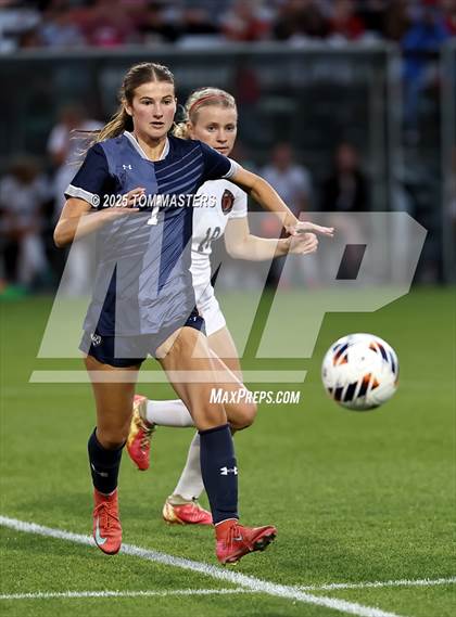 Thumbnail 3 in South Point vs. Western Alamance (NCHSAA 3A Championship) photogallery.