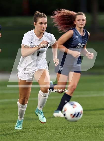 Thumbnail 3 in South Point vs. Western Alamance (NCHSAA 3A Championship) photogallery.