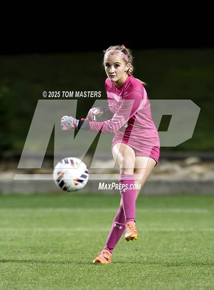 Thumbnail 1 in South Point vs. Western Alamance (NCHSAA 3A Championship) photogallery.